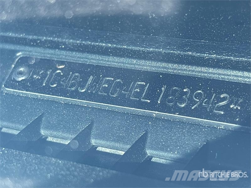 Jeep Wrangler Unlimited Sahara Personbiler