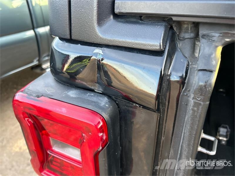 Jeep Wrangler Unlimited Sport Personbiler