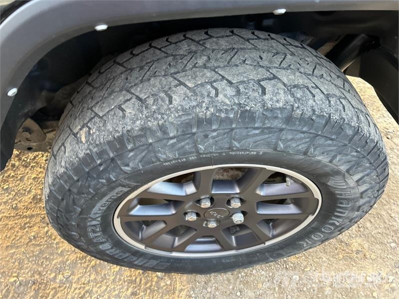 Jeep Wrangler Unlimited Sport Personbiler