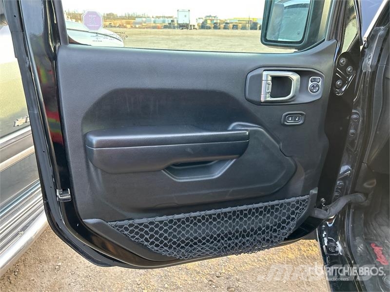 Jeep Wrangler Unlimited Sport Personbiler