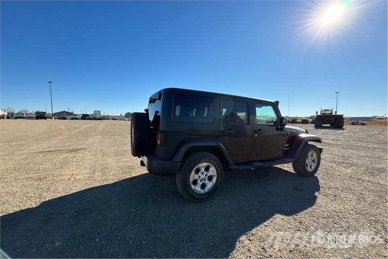 Jeep Wrangler Unlimited Sahara Automašīnas