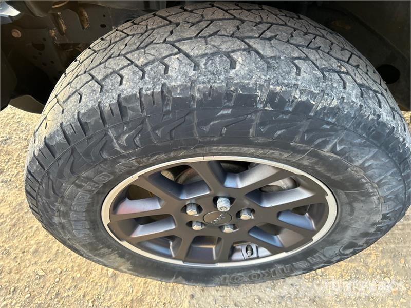Jeep Wrangler Unlimited Sport Personbiler