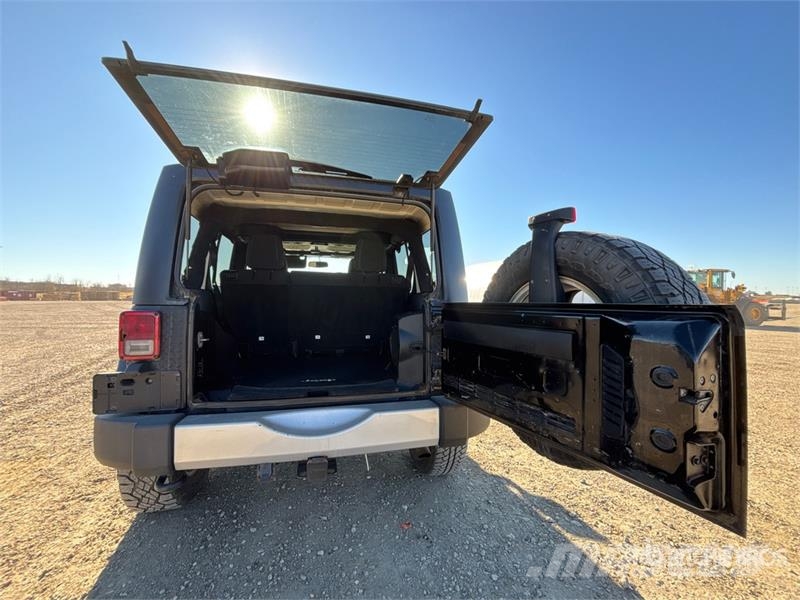 Jeep Wrangler Unlimited Sahara Personbiler