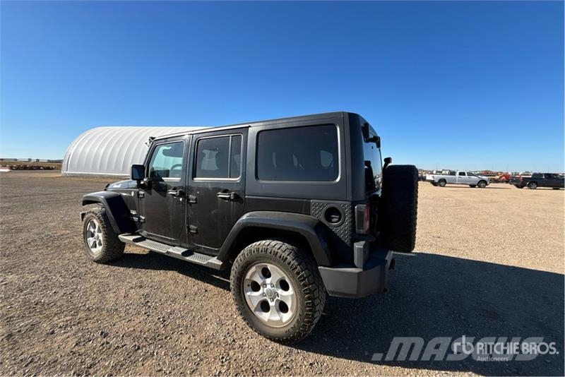 Jeep Wrangler Unlimited Sahara Automašīnas