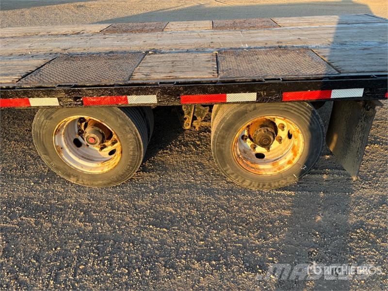 Jetco 24 ft T/A Flatbed Trailer Επίπεδες/πλευρικώς ανοιγόμενες ρυμούλκες