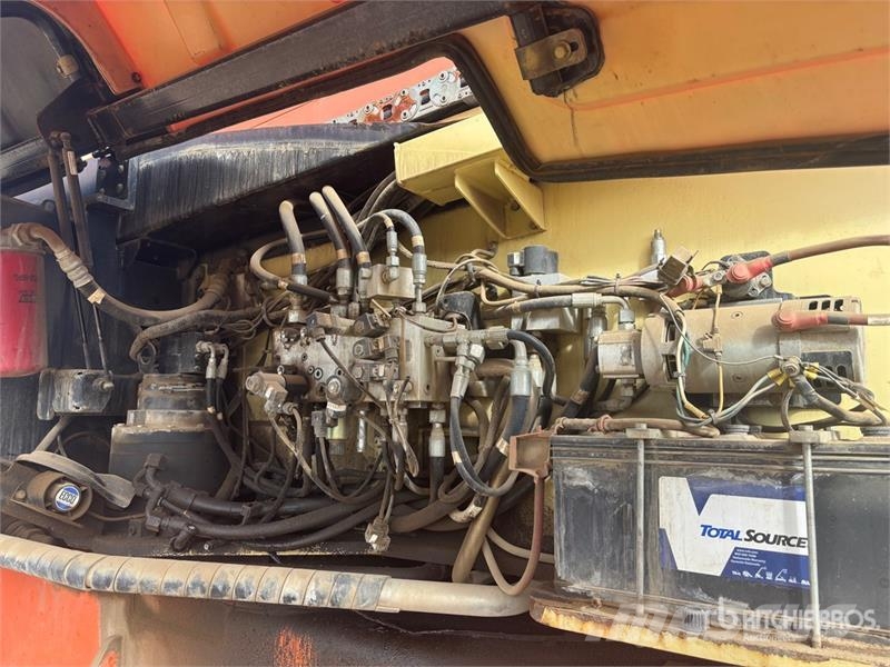 JLG 1250AJP 4WD Diesel Articulating Boom Lift (Inopera Strēles pacēlāji