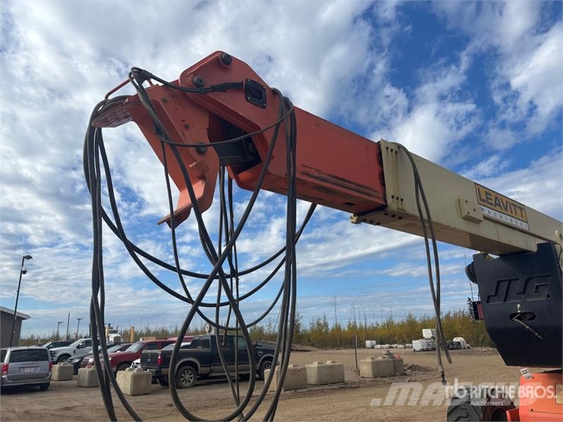 JLG 1250AJP 4WD Diesel Articulating Boom Lift (Inopera Strēles pacēlāji
