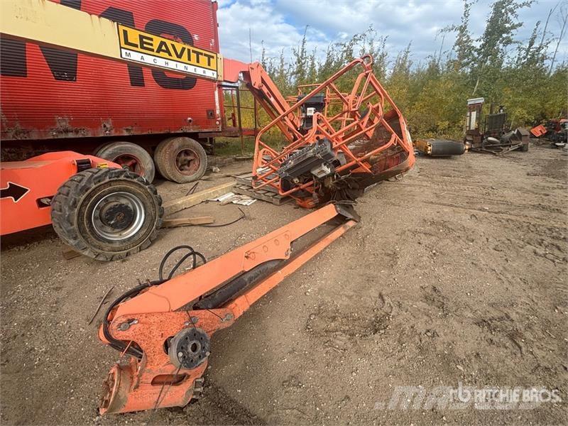 JLG 1250AJP 4WD Diesel Articulating Boom Lift (Inopera Strēles pacēlāji
