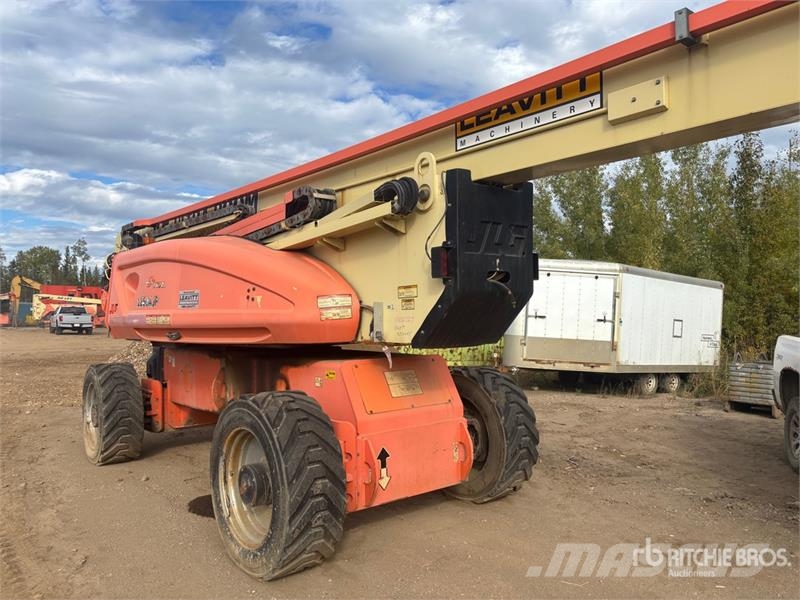 JLG 1250AJP 4WD Diesel Articulating Boom Lift (Inopera Strēles pacēlāji