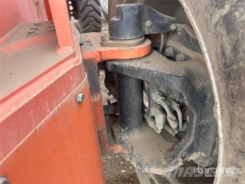 JLG 1250AJP 4WD Diesel Articulating Boom Lift (Inopera Zglobne podizne platforme