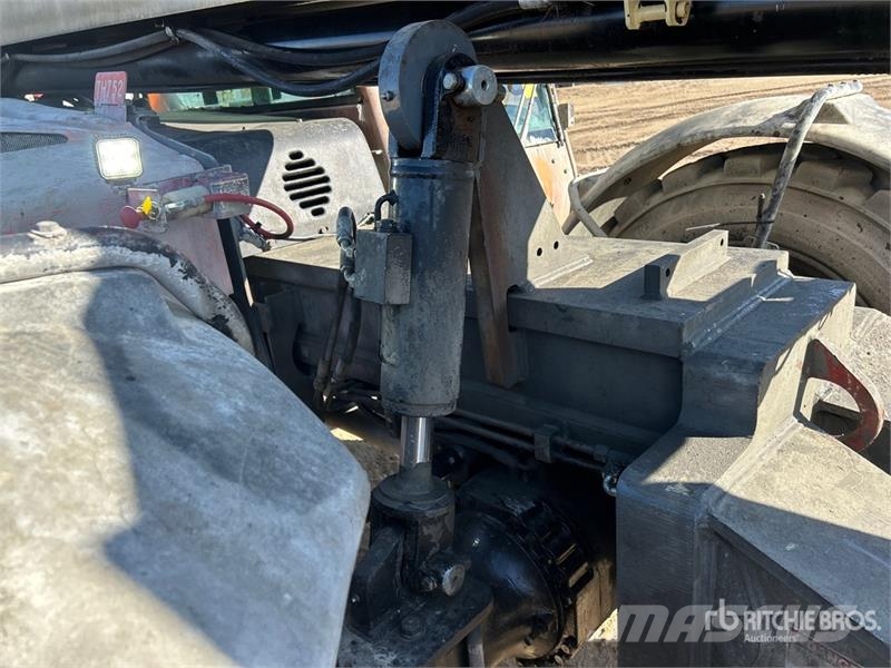 JLG 1255 مناولات متداخلة