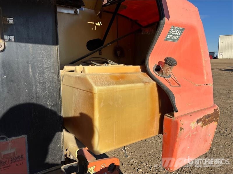 JLG 400S 4WD Diesel Telescopic Boom Lift (Inoperable) رافعات سلة تلسكوبية