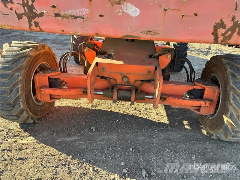 JLG 400S 4WD Diesel Telescopic Boom Lift (Inoperable) رافعات سلة تلسكوبية