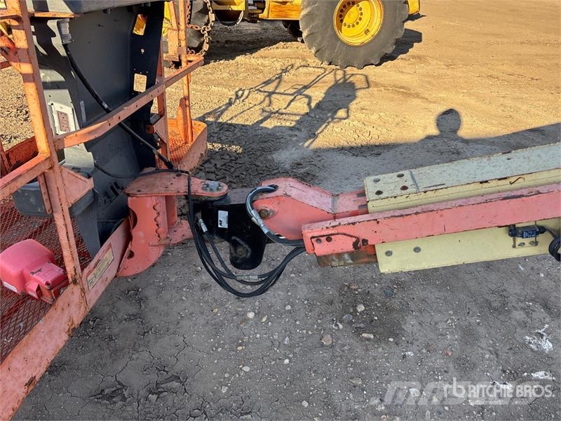 JLG 400S 4WD Diesel Telescopic Boom Lift (Inoperable) رافعات سلة تلسكوبية