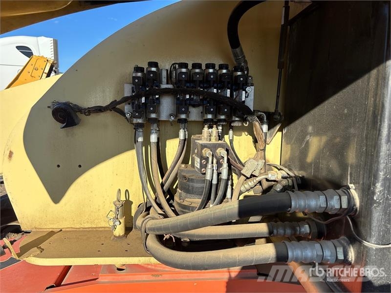 JLG 400S 4WD Diesel Telescopic Boom Lift (Inoperable) رافعات سلة تلسكوبية