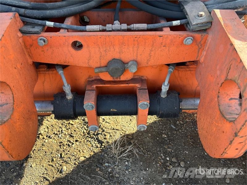 JLG 450AJ Series ll Iseliikuvad poomtõstukid