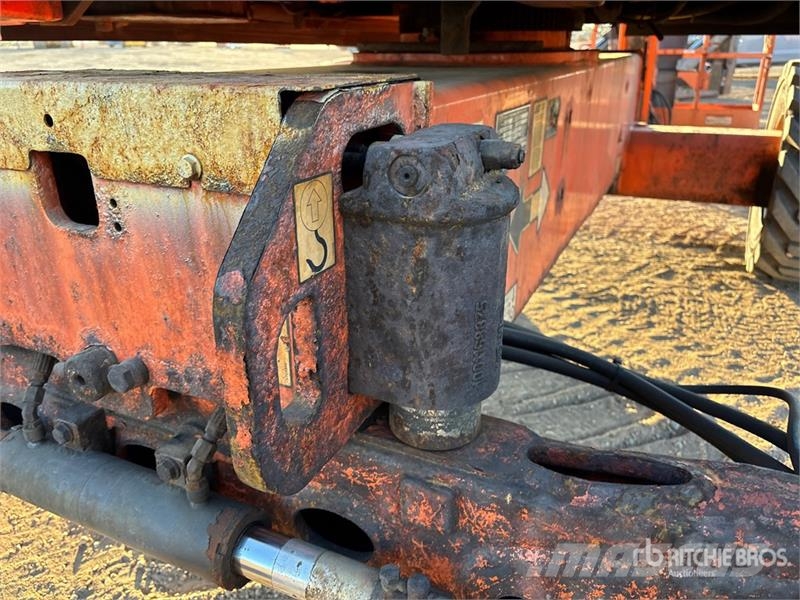 JLG 450AJ Series ll Strēles pacēlāji