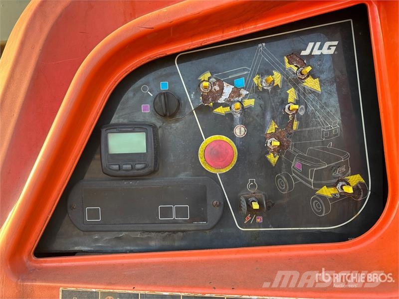 JLG 450AJ Series ll Strēles pacēlāji