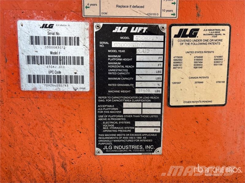 JLG 450AJ Series ll Iseliikuvad poomtõstukid