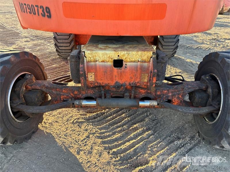 JLG 450AJ Series ll Strēles pacēlāji