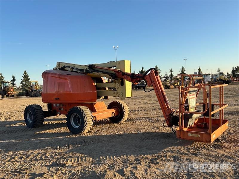 JLG 450AJ Series ll Strēles pacēlāji