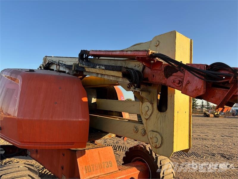 JLG 450AJ Series ll Strēles pacēlāji