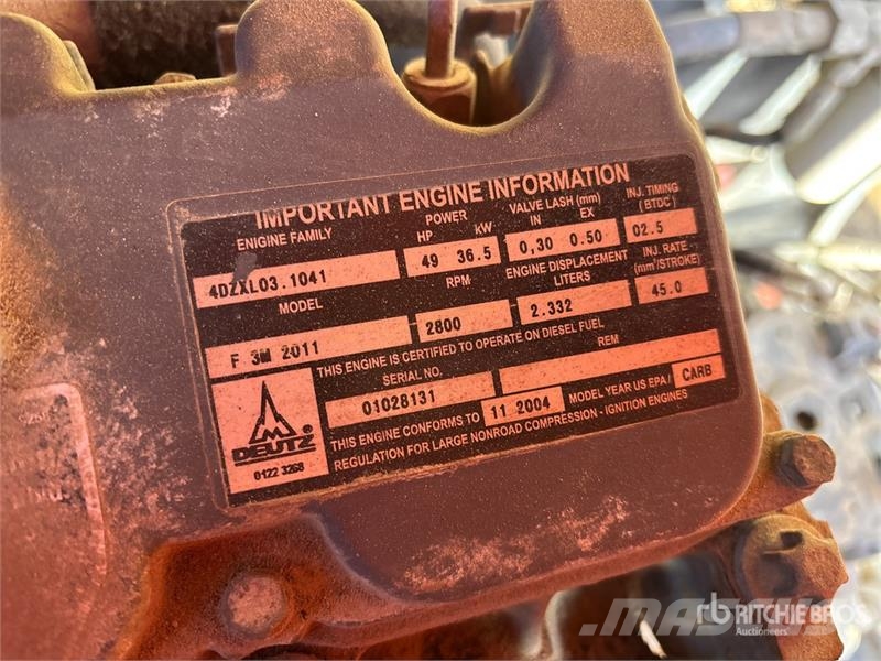 JLG 450AJ Series ll Iseliikuvad poomtõstukid