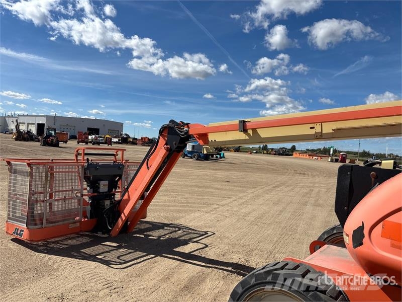 JLG 600AJ 4WD Diesel Articulating Boom Lift 관절형 전동이동 리프트