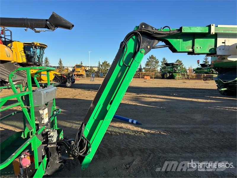 JLG 660SJ 4WD Diesel Telescopic Boom Lift Telescopic boom lifts