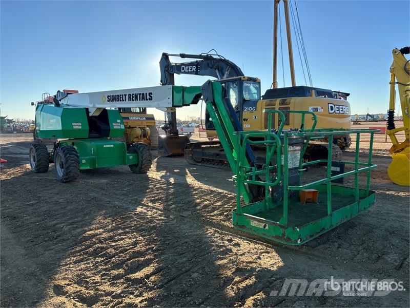 JLG 660SJ 4WD Diesel Telescopic Boom Lift Telescopic boom lifts
