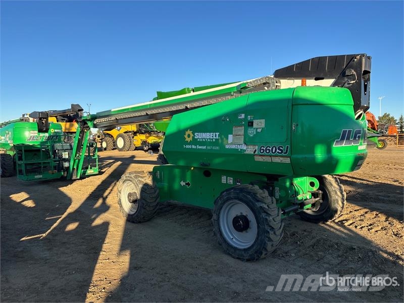 JLG 660SJ 4WD Diesel Telescopic Boom Lift Telescopic boom lifts