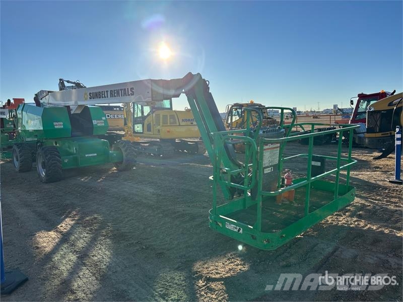 JLG 660SJ 4WD Diesel Telescopic Boom Lift Telescopic boom lifts