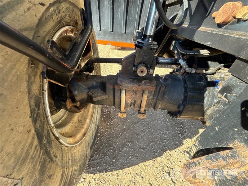 JLG G12-55A Kurottajat