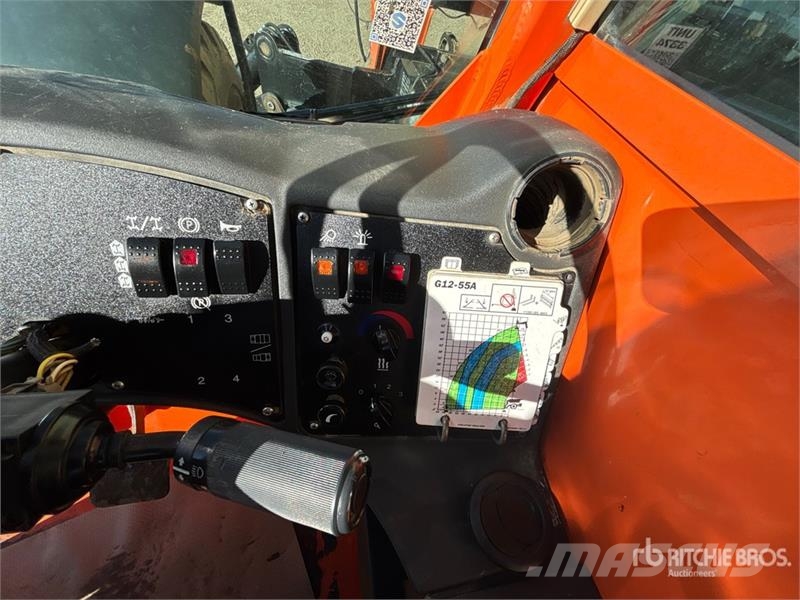 JLG G12-55A Kurottajat