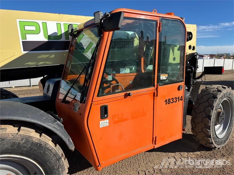 JLG G12-55A Kurottajat
