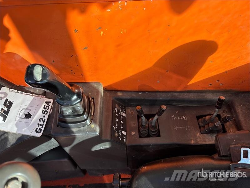 JLG G12-55A Kurottajat