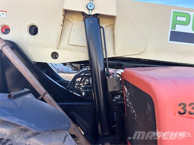 JLG G12-55A Kurottajat
