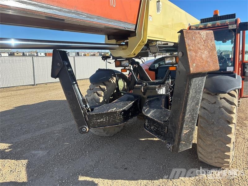 JLG G12-55A Kurottajat