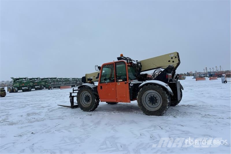 JLG G642-A مناولات متداخلة