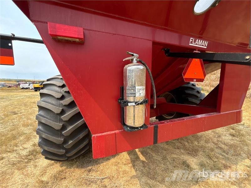 JM 875 875 bu S/A Grain Cart مقطورة حبوب
