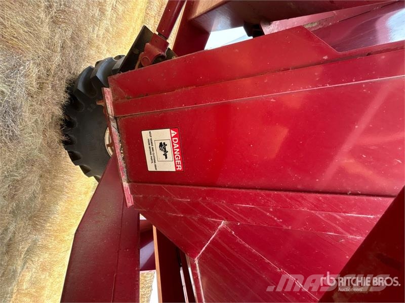 JM 875 875 bu S/A Grain Cart مقطورة حبوب