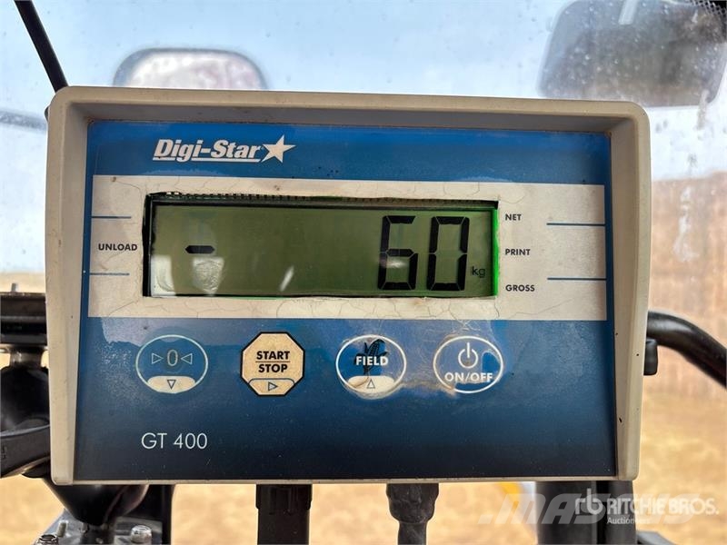 JM 875 875 bu S/A Grain Cart مقطورة حبوب