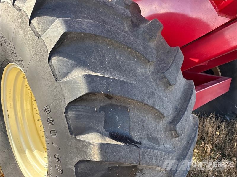 JM 910 Xtended Reach 910 bu S/A Grain Cart Gabona átrakó kocsik