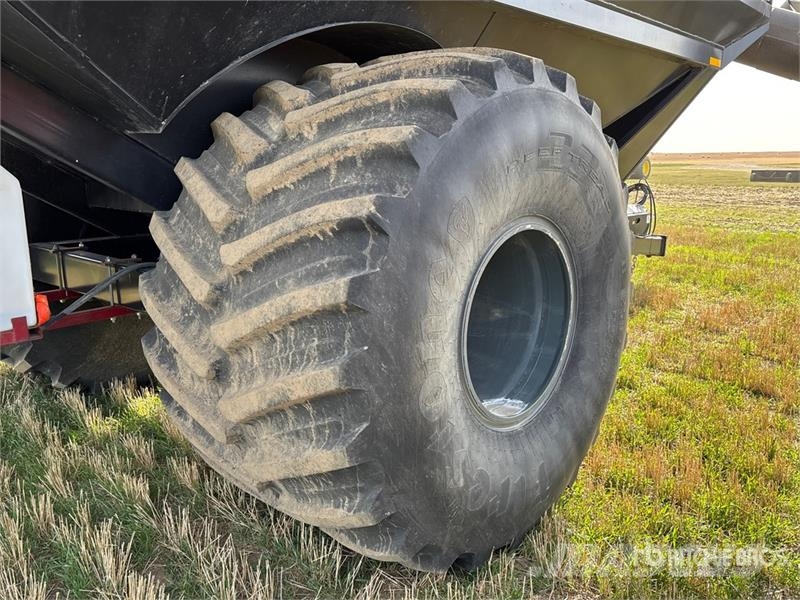 JM X1522-20 1500 bu S/A Grain Cart مقطورة حبوب