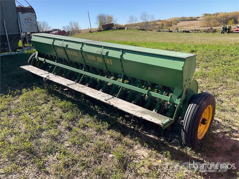 John Deere 11 ft Seeder Drills