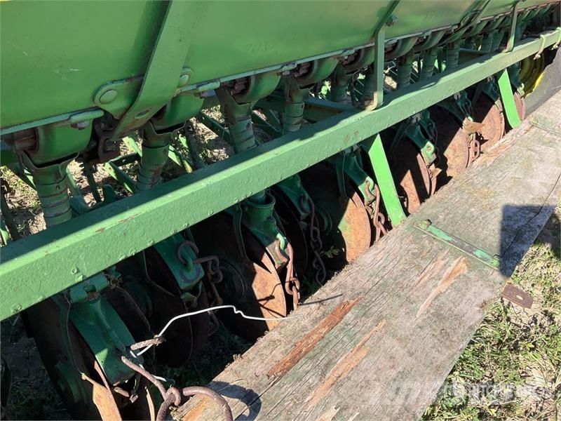John Deere 11 ft Seeder Drills