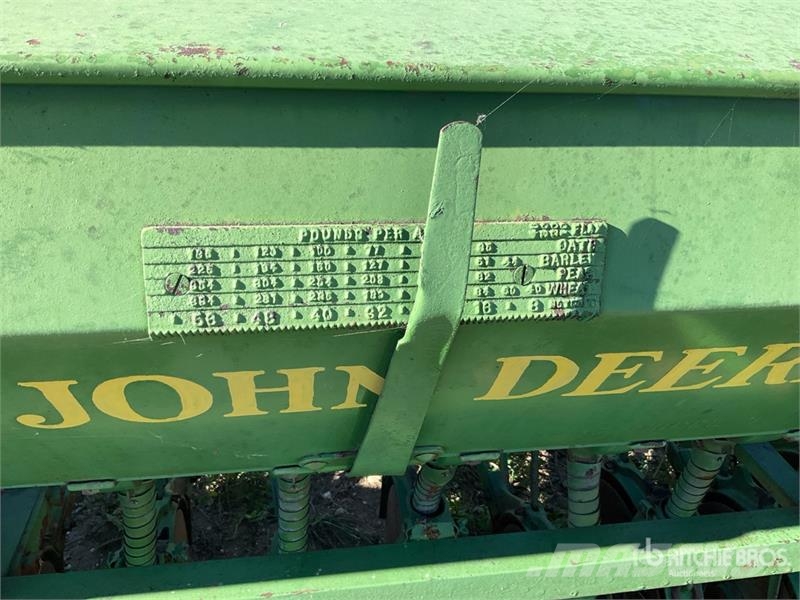 John Deere 11 ft Seeder Drills