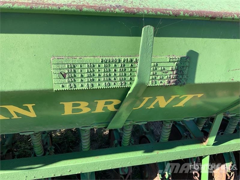 John Deere 11 ft Seeder Drills