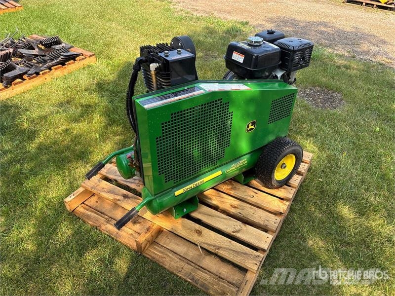 John Deere 15.4 cfm Air Compressor Compressors