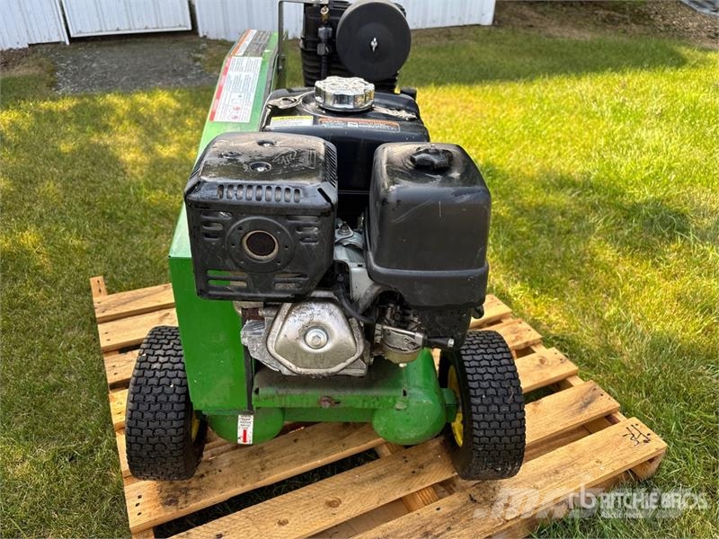John Deere 15.4 cfm Air Compressor Compressors